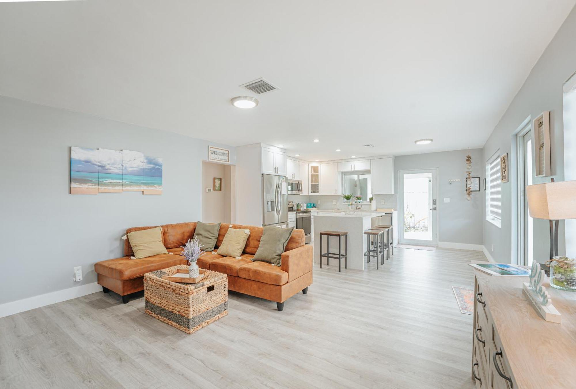 Home With A Pool Close To Beach And Fll Airport Pool Heated October- March Форт-Лодердейл Екстер'єр фото